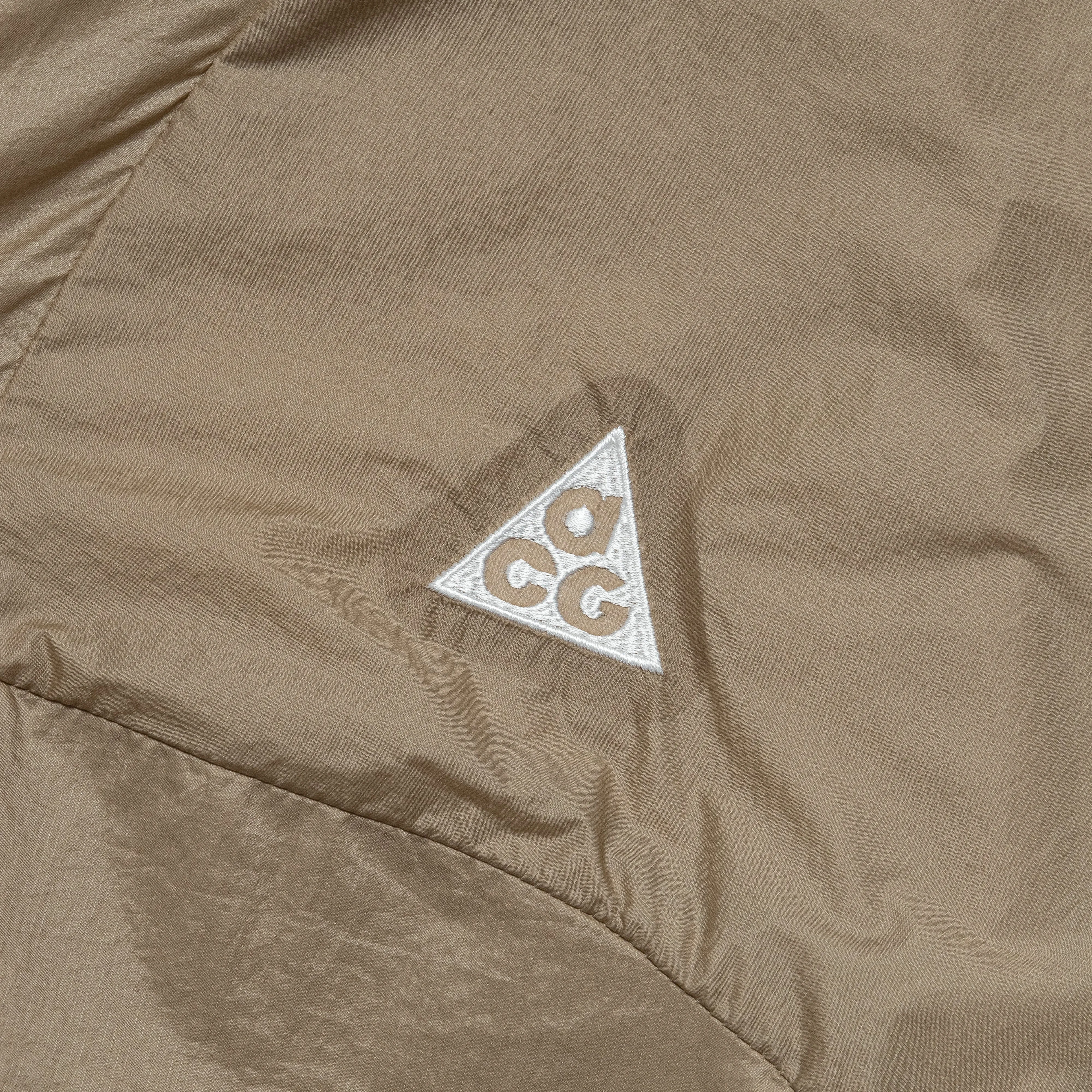 ACG Windproof "Cinder Cone" - Khaki/Summit White