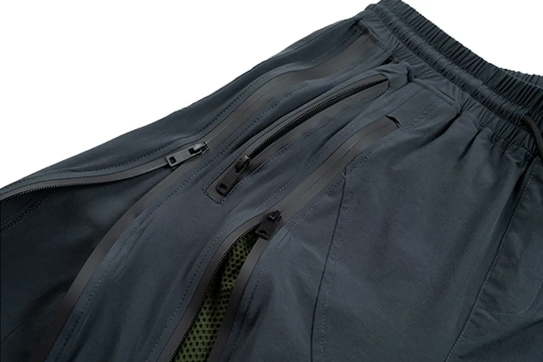 SLIM-CUT TECHNICAL PANTS - BLACK/ NAVY BLUE