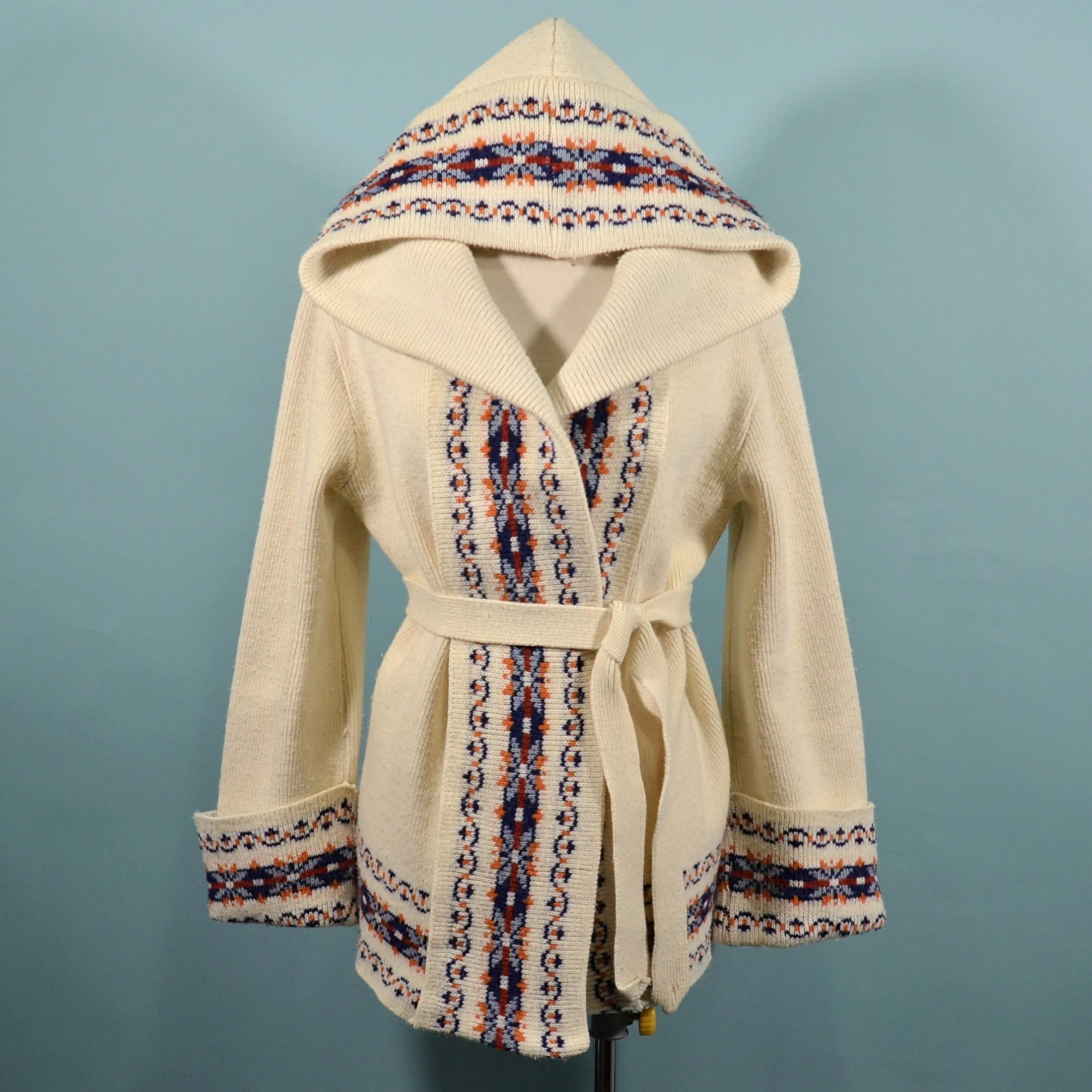 SOLD Vintage 70s Hooded Cardigan with Nordic Scandinavian Trim