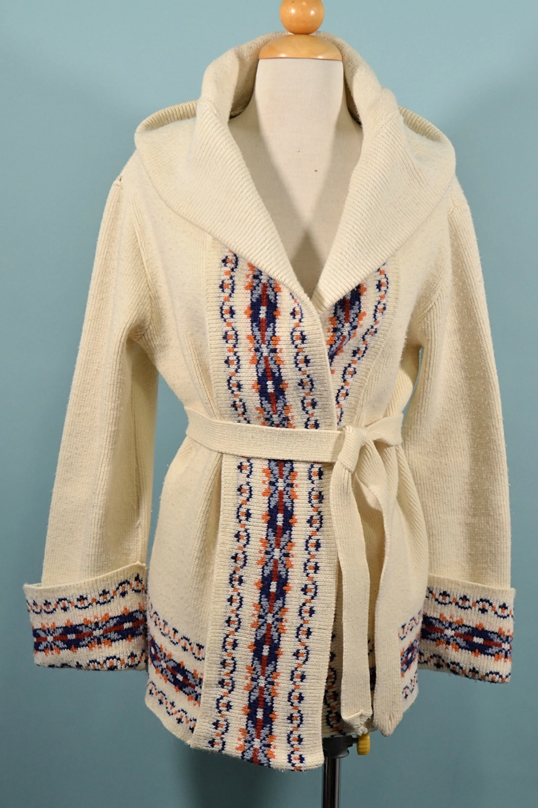 SOLD Vintage 70s Hooded Cardigan with Nordic Scandinavian Trim